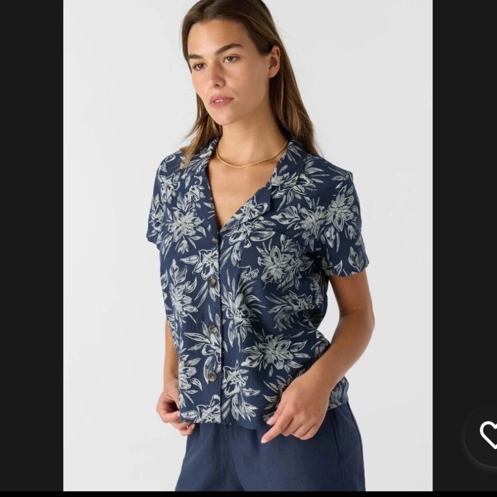 Hang ten linen Navy Floral Button Down Shirt for Women